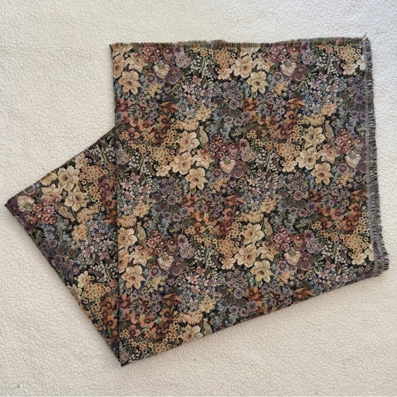 Vintage Floral Tapestry Fabric - Picture 1 of 7